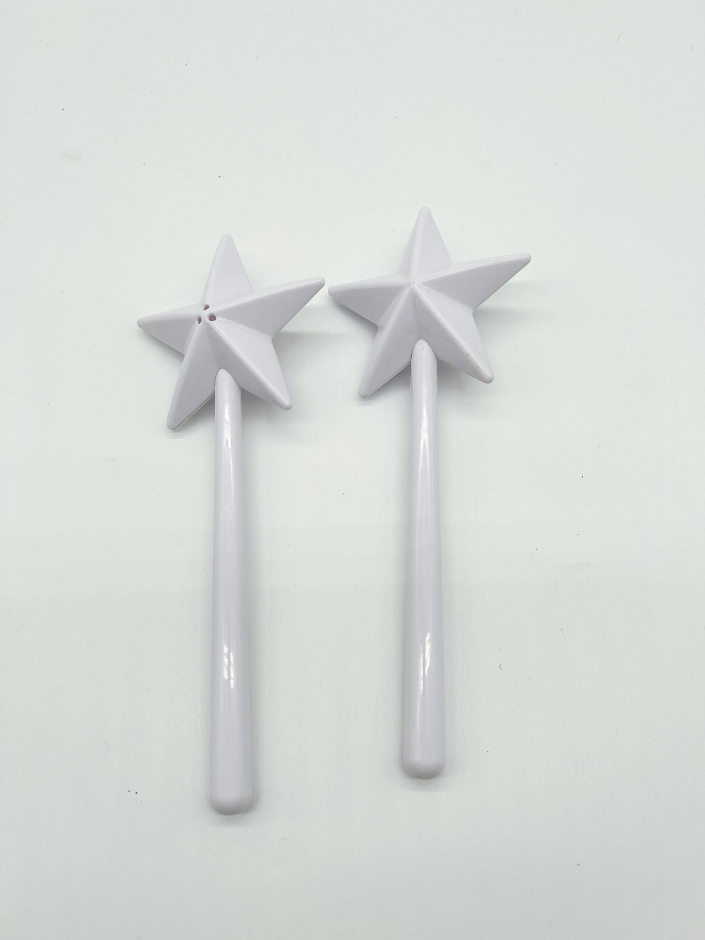 Portable Salt Pepper Shakers  Refillable Magical Star Wand Spice Dispenser Seasoning Shaker Set Kitchen & Dining BBQ Supplies바비큐