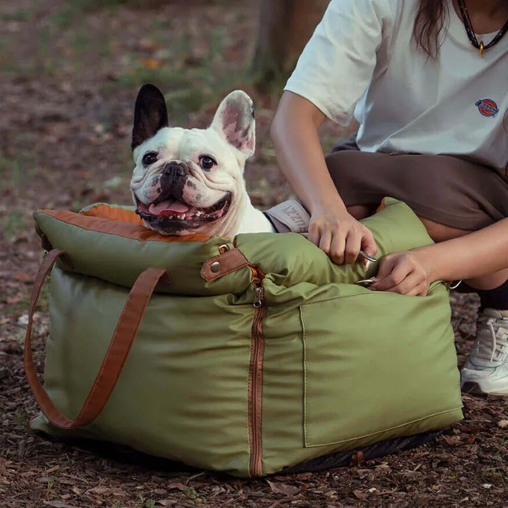 Winter Pet Outing Lathe Luxury Faux Leather Dog Car Seat/Cat Car Bed/Booster Bed Pet Booster Car Seat Comfortable Cat Travel Bed