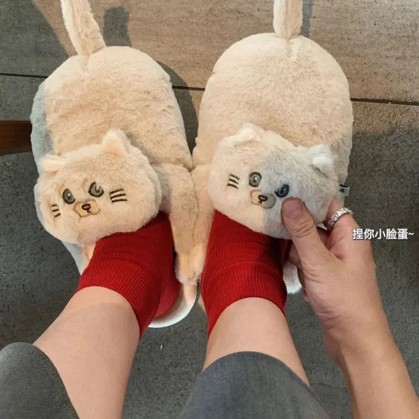 Cuddly Hug Cat Slippers Women Winter Home Fur Slides Kawaii Floor Shoes Furry Slippers Girl Kitty Mules Funny Cute Gift Slippers