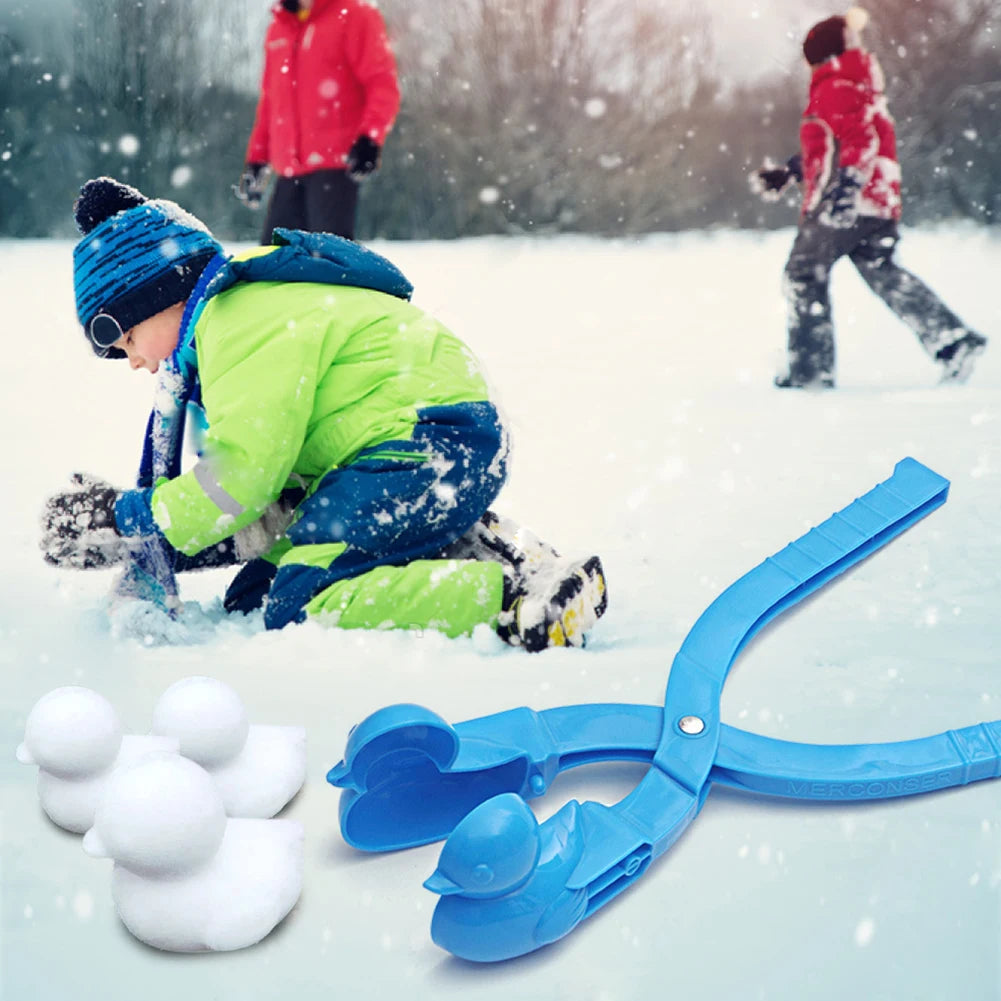 Snowball Maker Clip for Kids Adult Heart Snowflake Duck Shape Clip Tongs for Outdoor Sand Snow Ball Mold Toys Fight Sports Toys