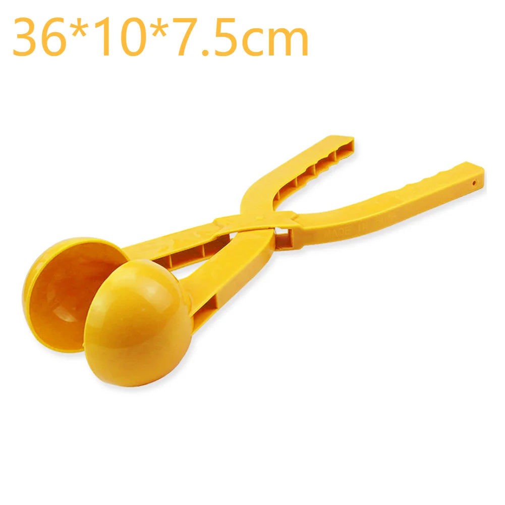 Snowball Maker Clip for Kids Adult Heart Snowflake Duck Shape Clip Tongs for Outdoor Sand Snow Ball Mold Toys Fight Sports Toys