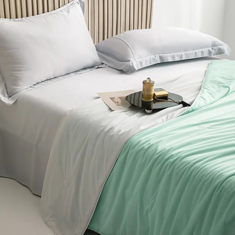 Cooling Blanket for Bed Silky Air Condition Comforter Lightweight Cooled Summer Quilt with Double Side Cold & Cooling Fabric