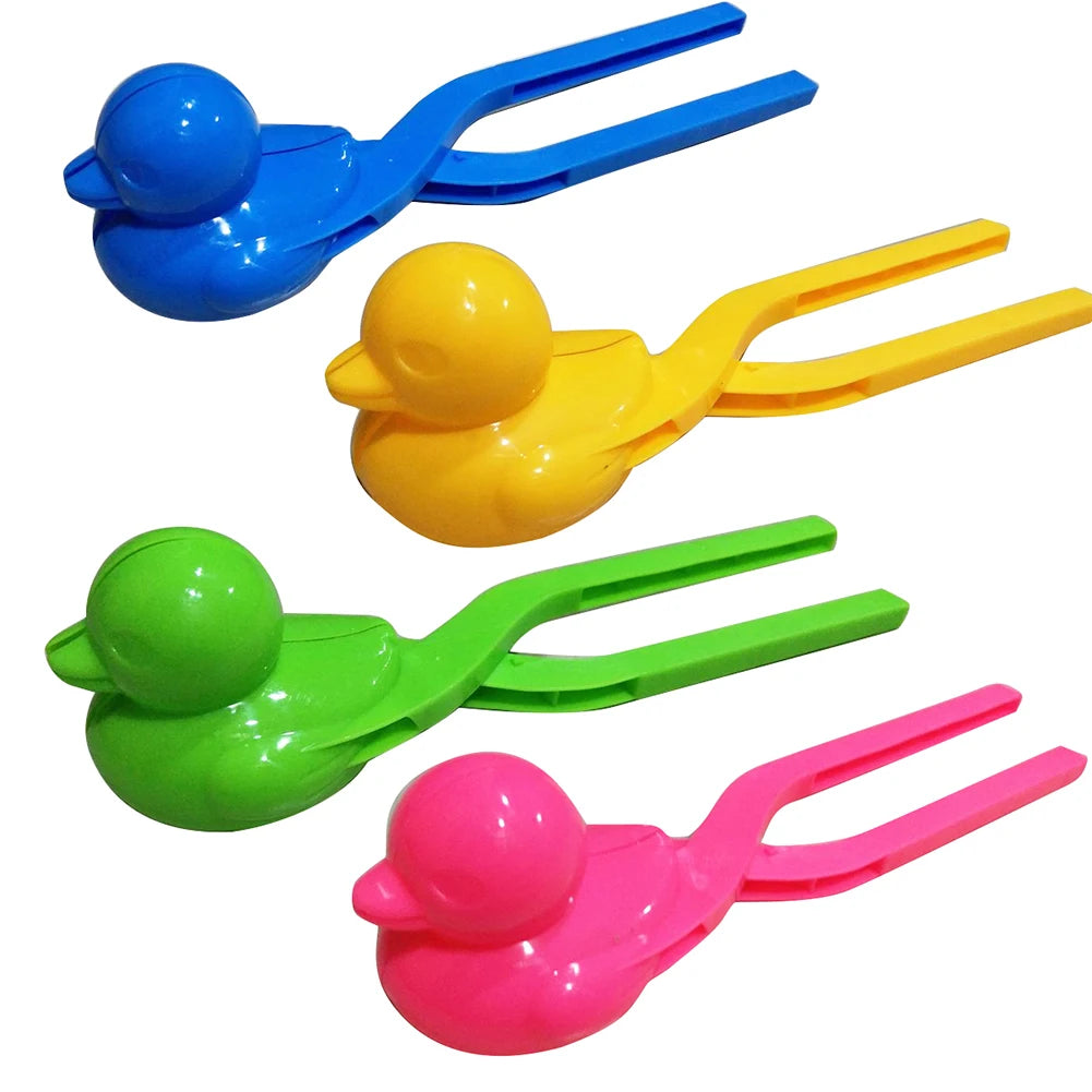 Snowball Maker Clip for Kids Adult Heart Snowflake Duck Shape Clip Tongs for Outdoor Sand Snow Ball Mold Toys Fight Sports Toys