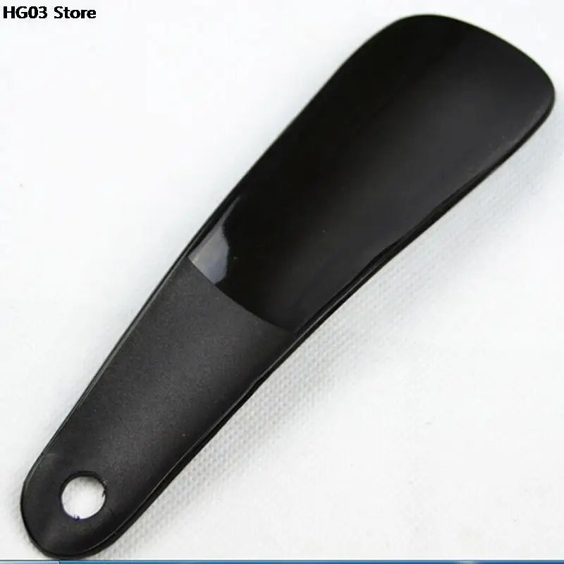1PCS 16cm Flexible Sturdy Slip Shoe Horns Professional Black Plastick Shoe Horn Spoon Shape Shoehorn Shoe Lifter