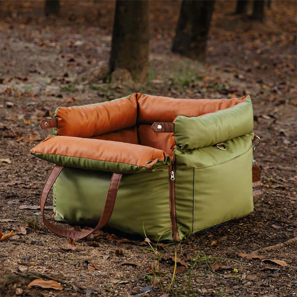 Winter Pet Outing Lathe Luxury Faux Leather Dog Car Seat/Cat Car Bed/Booster Bed Pet Booster Car Seat Comfortable Cat Travel Bed
