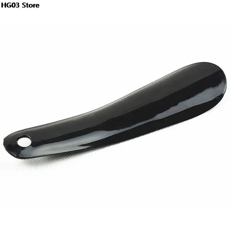 1PCS 16cm Flexible Sturdy Slip Shoe Horns Professional Black Plastick Shoe Horn Spoon Shape Shoehorn Shoe Lifter
