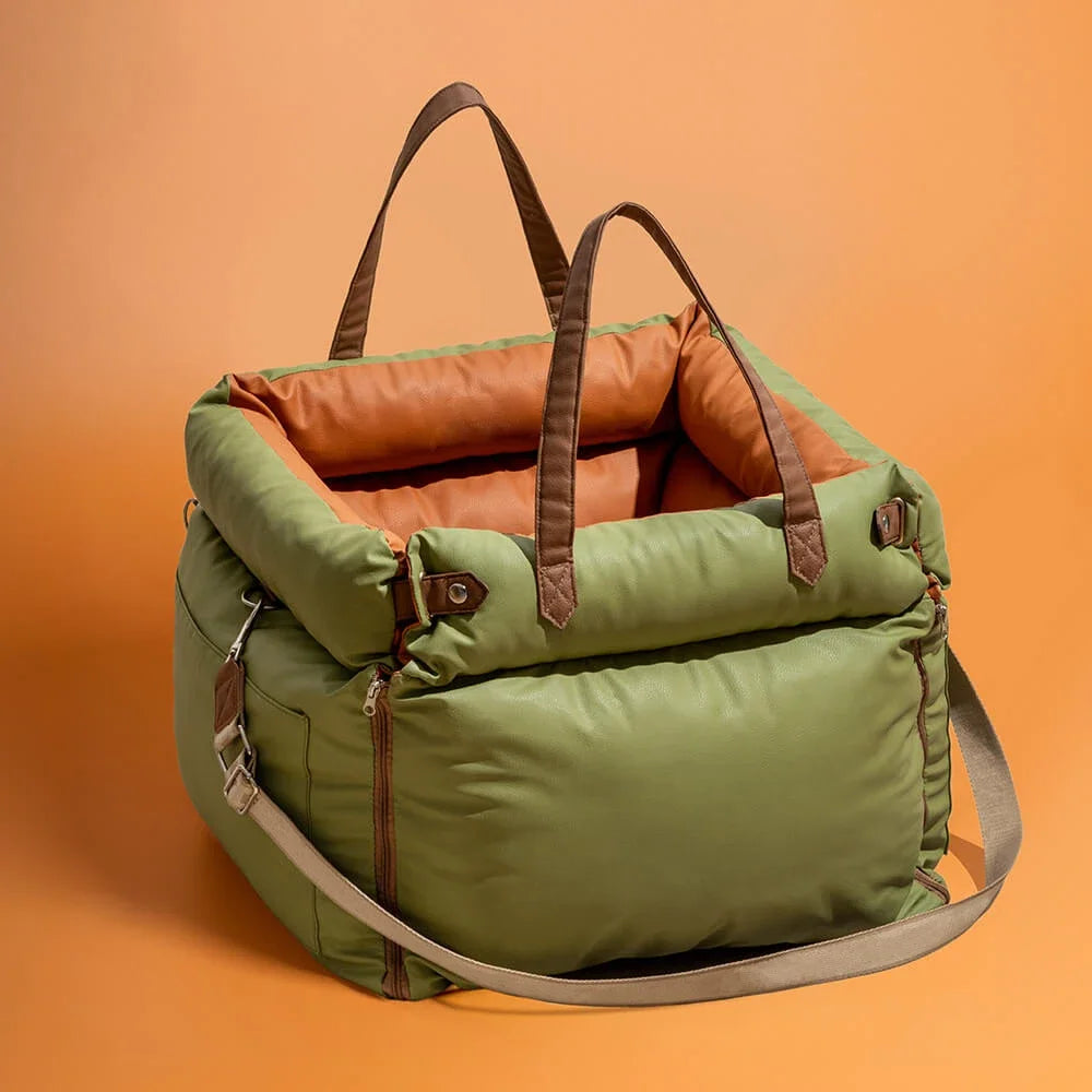 Winter Pet Outing Lathe Luxury Faux Leather Dog Car Seat/Cat Car Bed/Booster Bed Pet Booster Car Seat Comfortable Cat Travel Bed