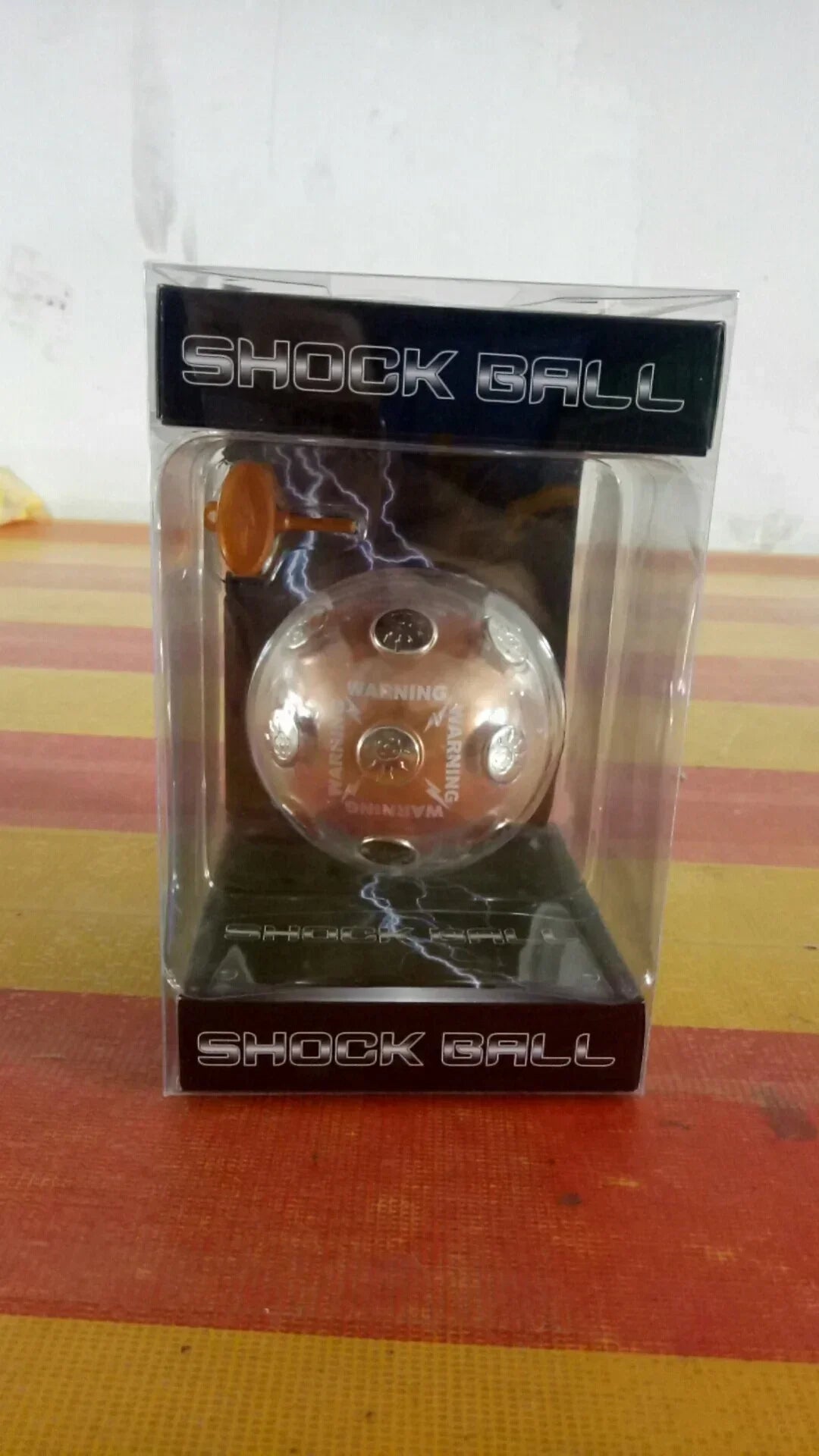 Novelty Toy Safe Electric Shocking Ball Shock Glowing Ball Stress Relief Auto Off Prank Trick Magnetic Ball Holiday Party Game