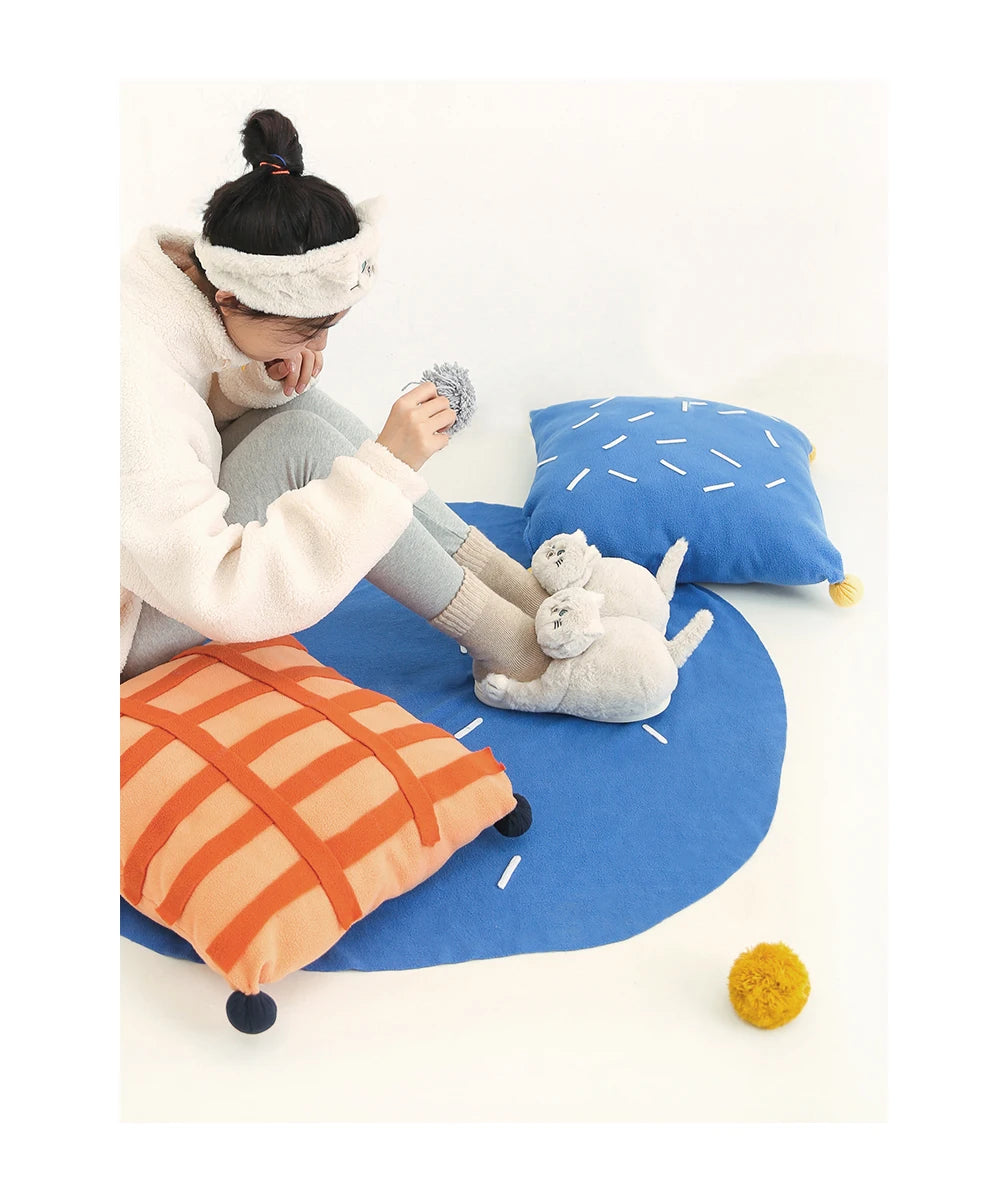 Cuddly Hug Cat Slippers Women Winter Home Fur Slides Kawaii Floor Shoes Furry Slippers Girl Kitty Mules Funny Cute Gift Slippers